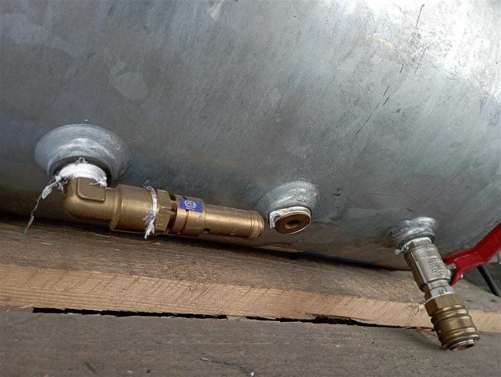 Zbiornik na sprężone powietrze BWB 90 L, 11 bar, S013563
