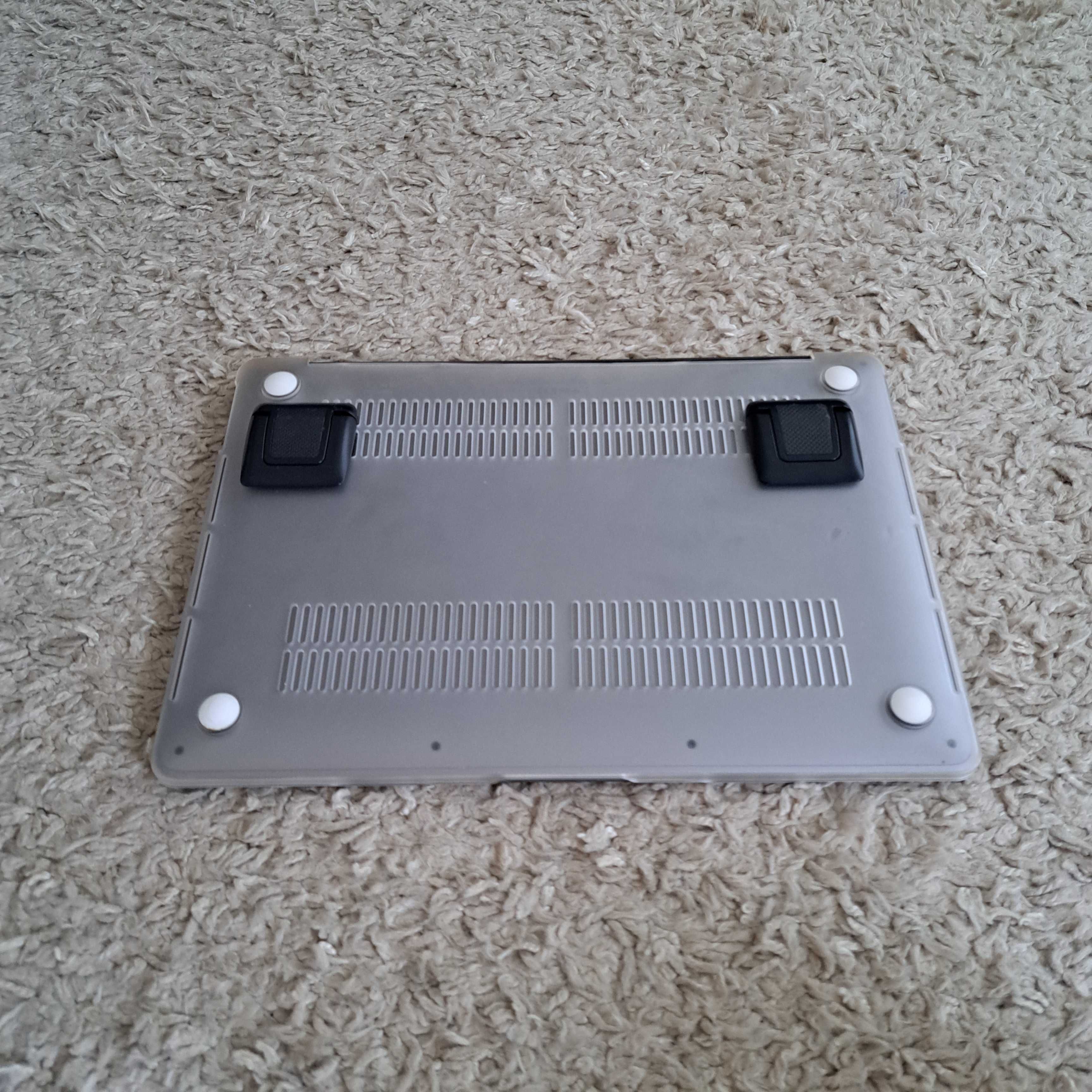 MacBook Pro M1 2020 8/256 13"