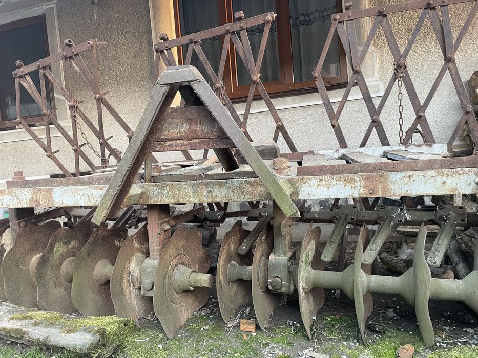 Продам дискову борону