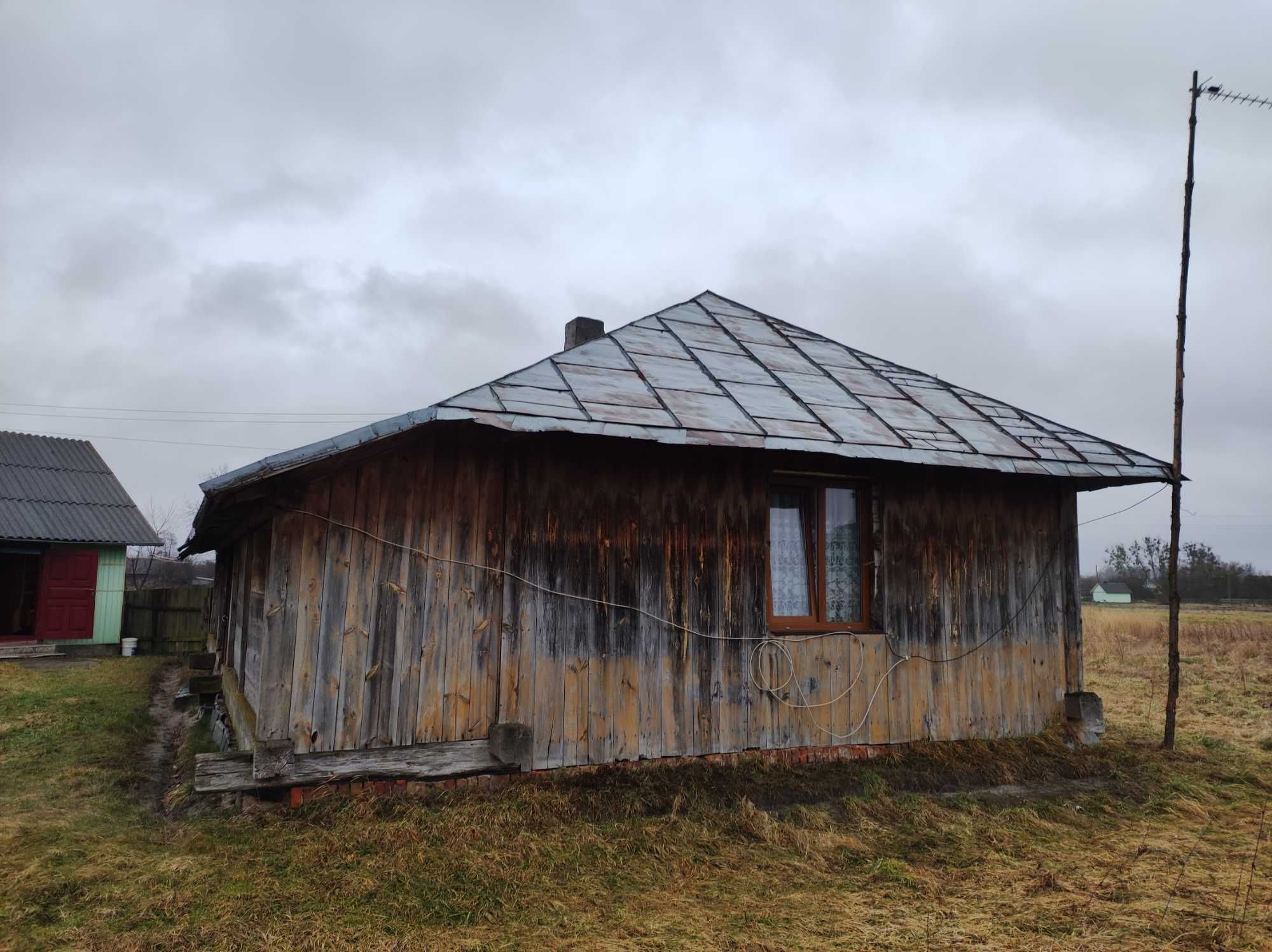 Продам будинок в селі Хлівчани