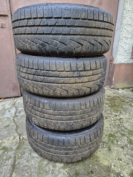 Koła zimowe BMW X1 5x120 Pirelli 225/50 R17 Jak Nowe