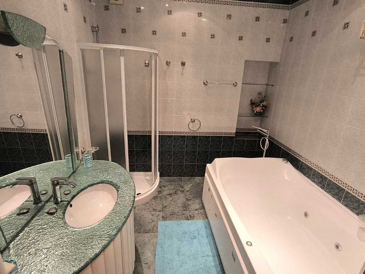 Продам 4-х комн. кв. на ул. Дунаева / Французский seg-01