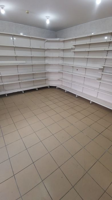 Стелажі металемві універсальні 15шт.