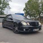 Mercedes W211 E500 V8 5.0