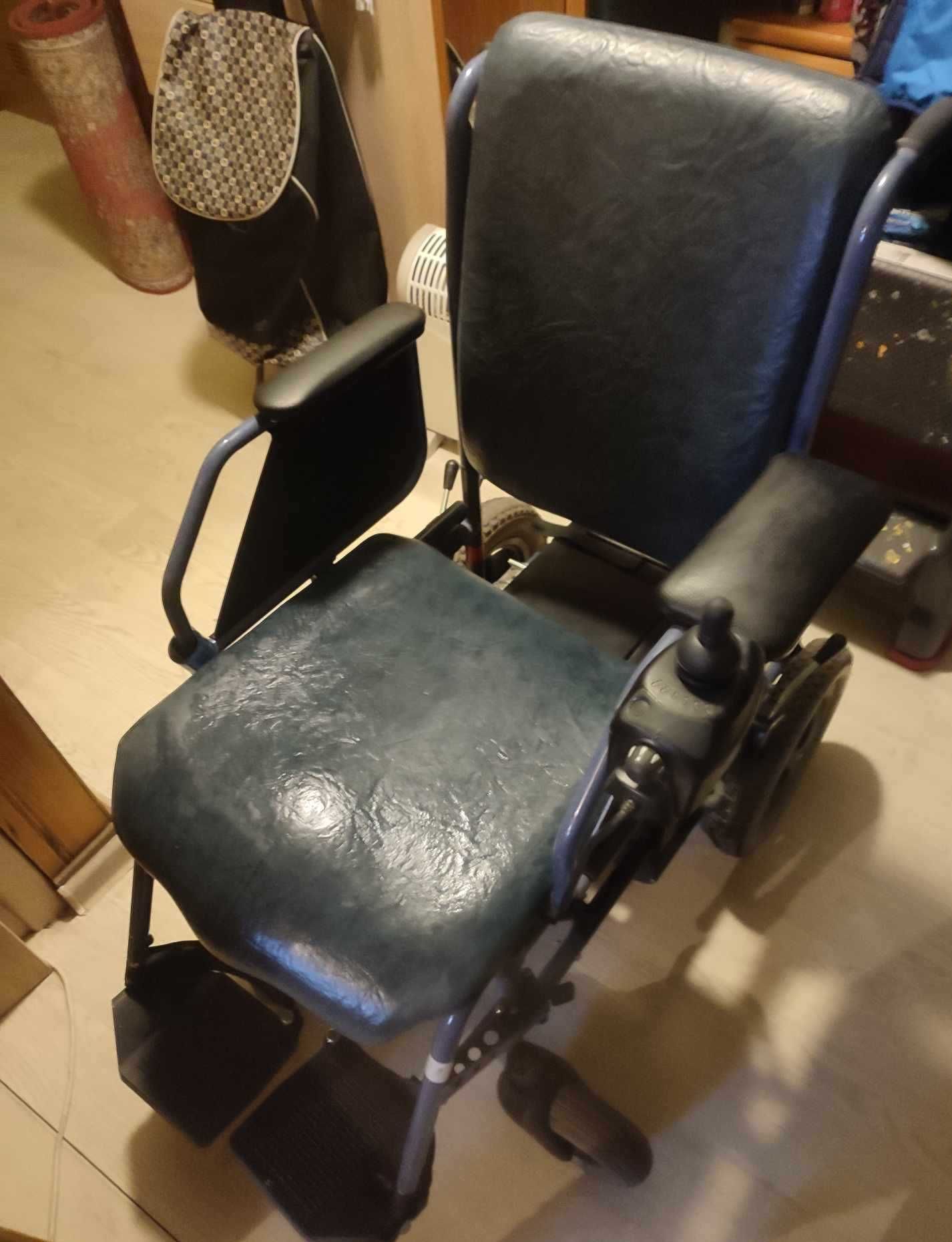Piękny wózek inwalidzki. Serdecznie Polecam