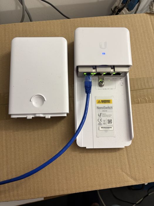Ubiquiti NanoSwitch Gigabit Ethernet (10/100/1000) Passive Poe
