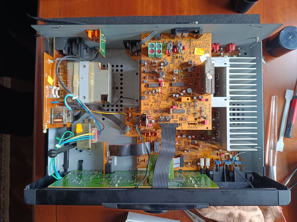 FineArts R1 by Grundig "Raro clássico dos anos 90"