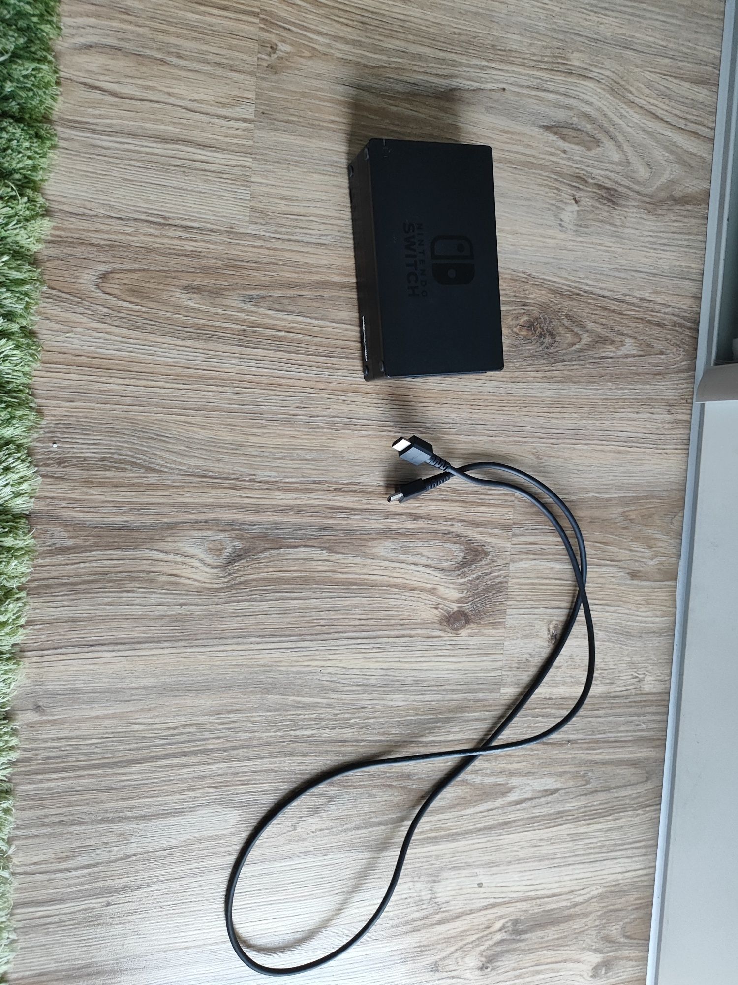 Nintendo switch kolor czarny +6 gier i dodatki