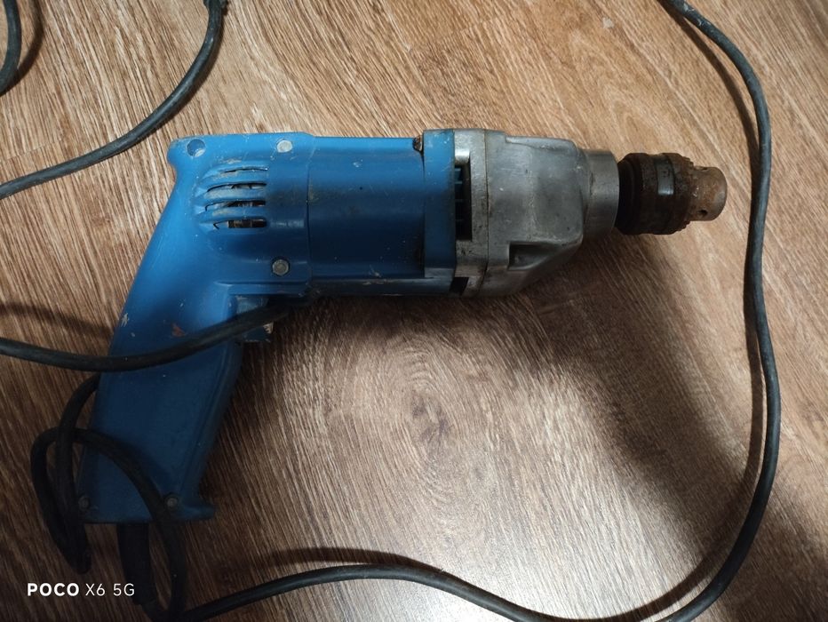 Wiertarka 230W niebieska używana