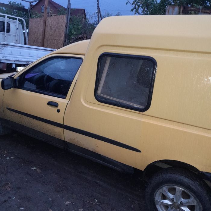 Продам форд курьер