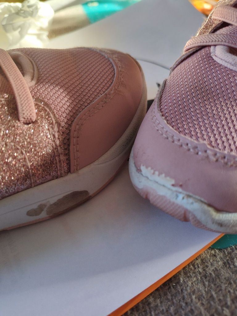 Buty dla dziewczynki Pepco r. 27
