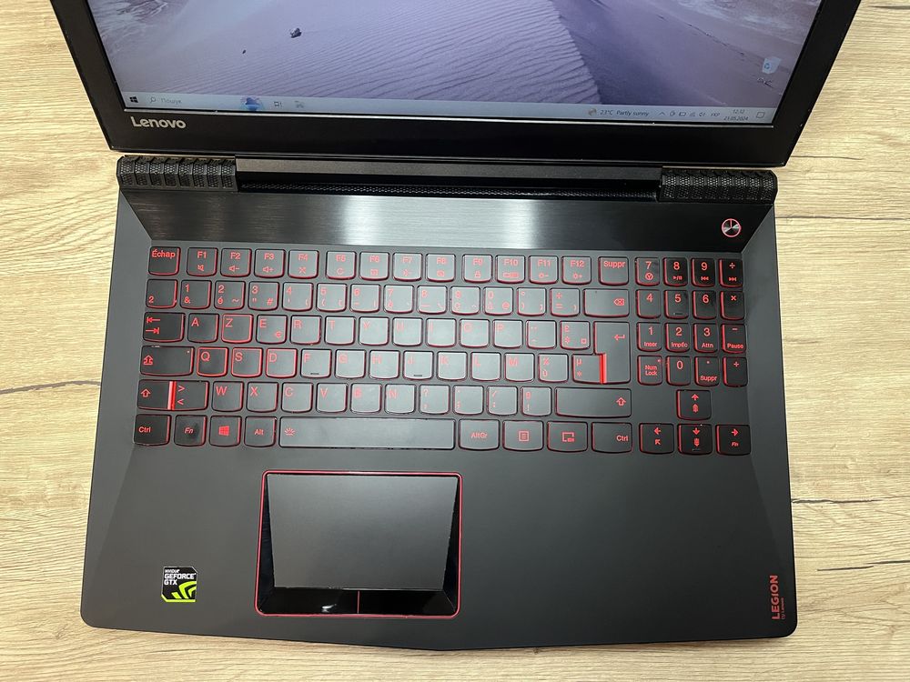 Lenovo Legion Y520-15IKBN | i7-7700HQ | GTX 1050 4Gb