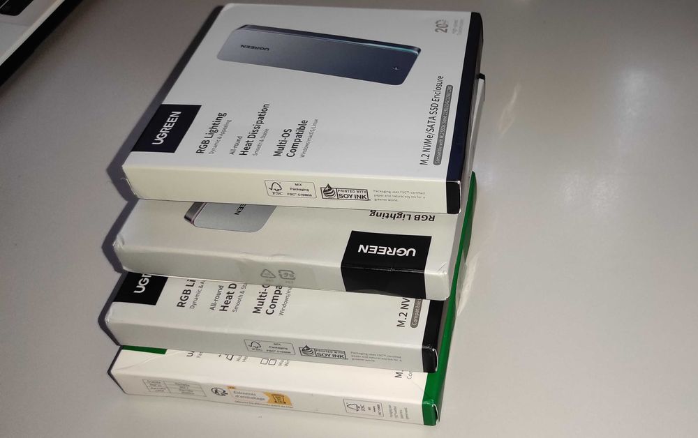 Карман для жестких дисков внешний UGREEN CM777 20 Gbps M.2 NVMe