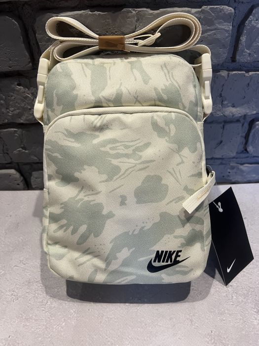 Сумка сумочка месенджер Nike DESERT барсетка найк десерт мессенджер
