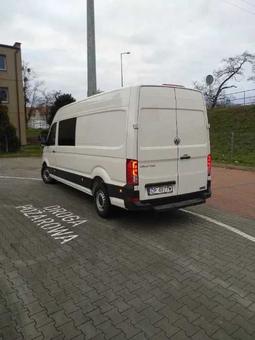 Wynajem busów dostawczych nowy VW CRAFTER  wersja brygadówka