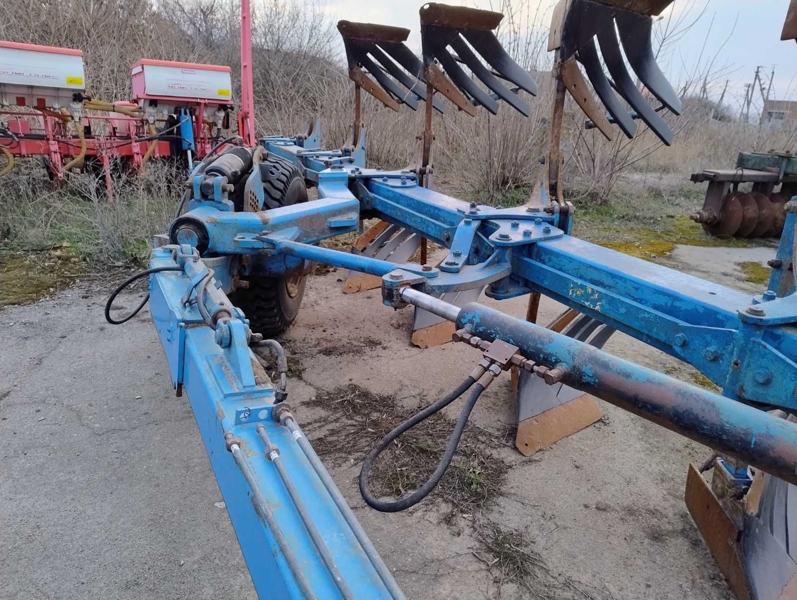 Плуг Lemken Vari Diamant 6+2 (8 корпусів)