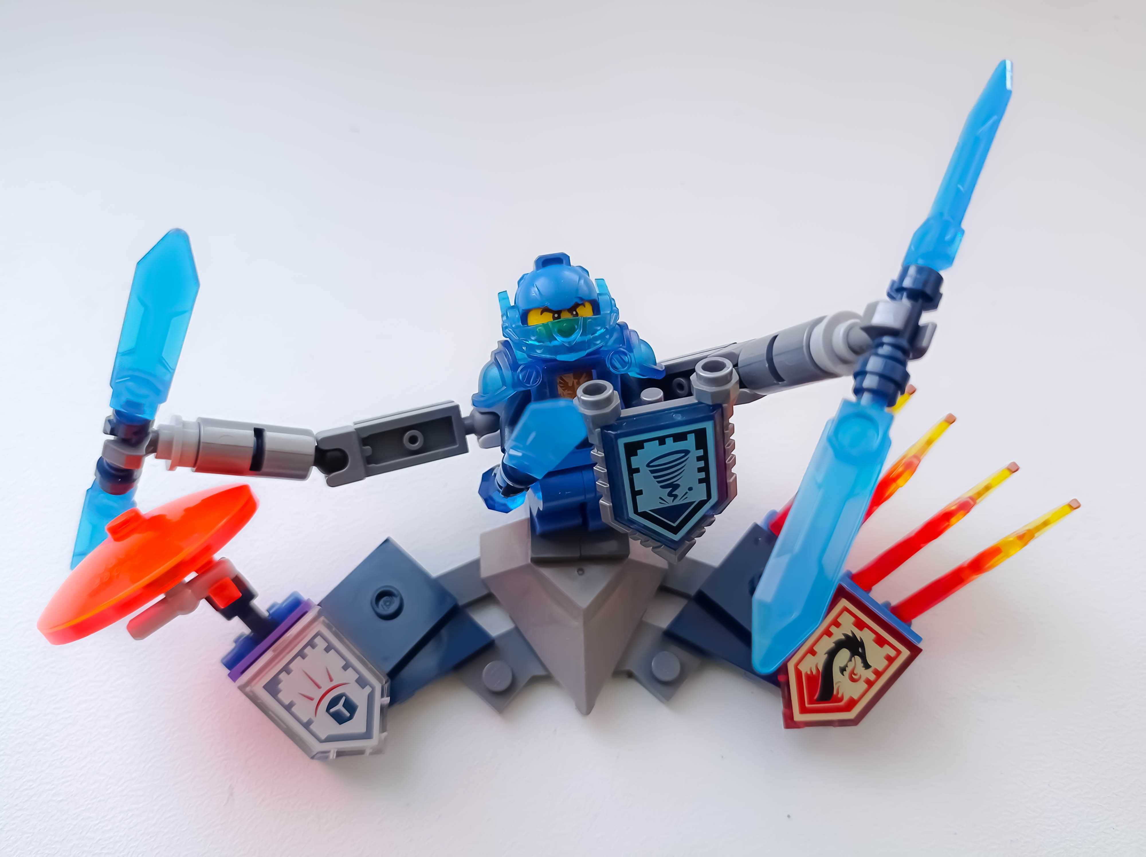 Zestaw LEGO 70330 Nexo Knights - Clay. Kompletny