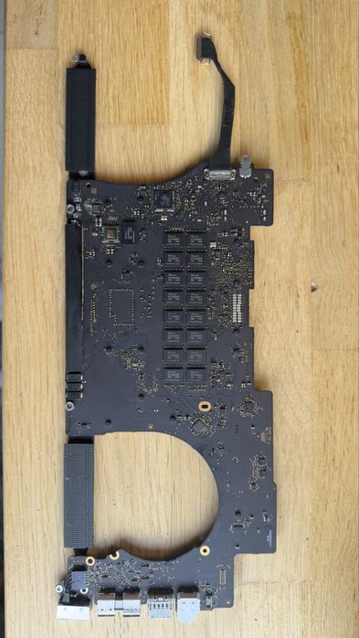 Материнська плата MacBook Pro 15 2015 (820-00138-A)