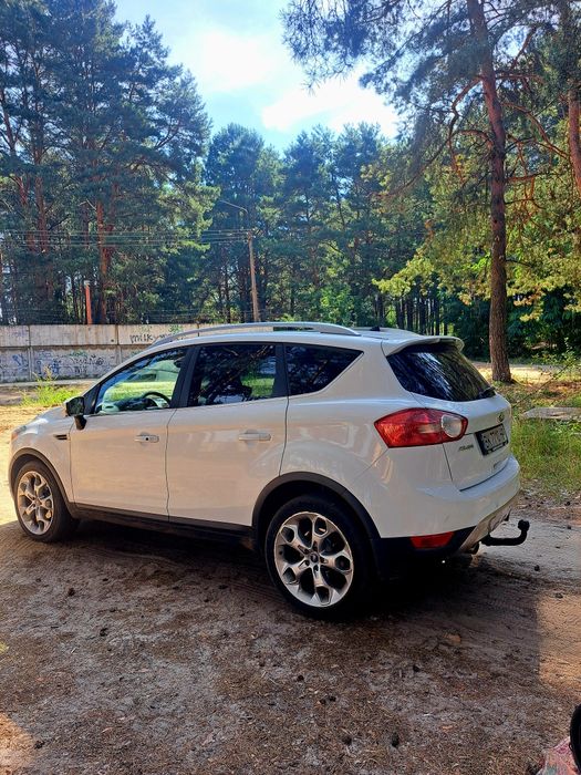 Машина FORD KUGA 2011