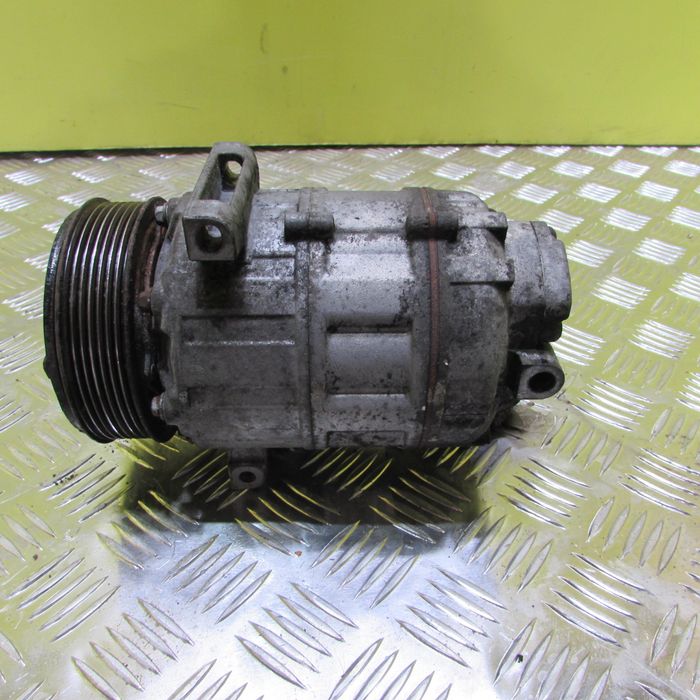 Компресор кондиціонера 2.0 Рено Трафик 2 Опель Виваро