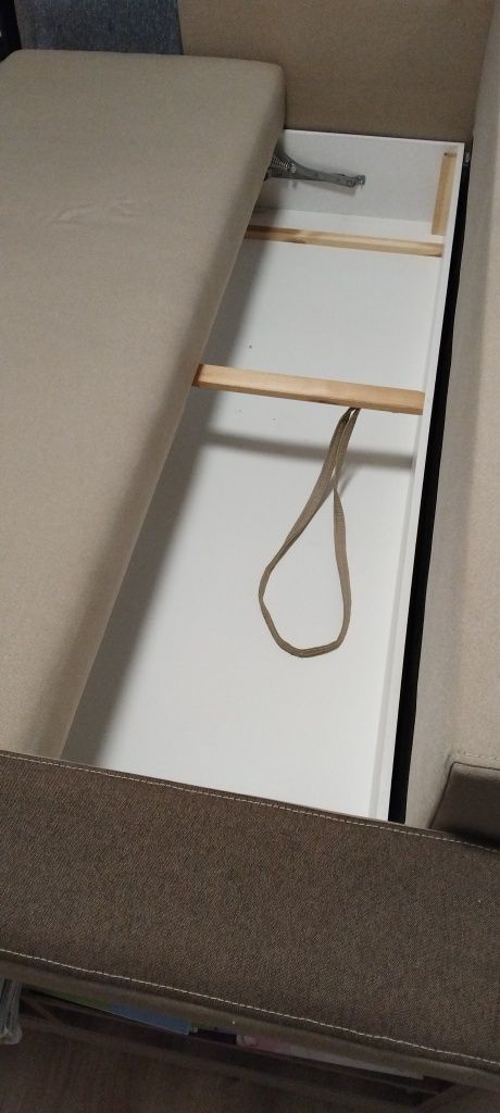 Sofa kanapa z funkcją spania pojemnikiem beż brąz półki