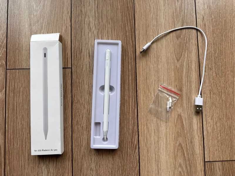 Nowy Rysik do Ipada z poziomem baterii - diody LED