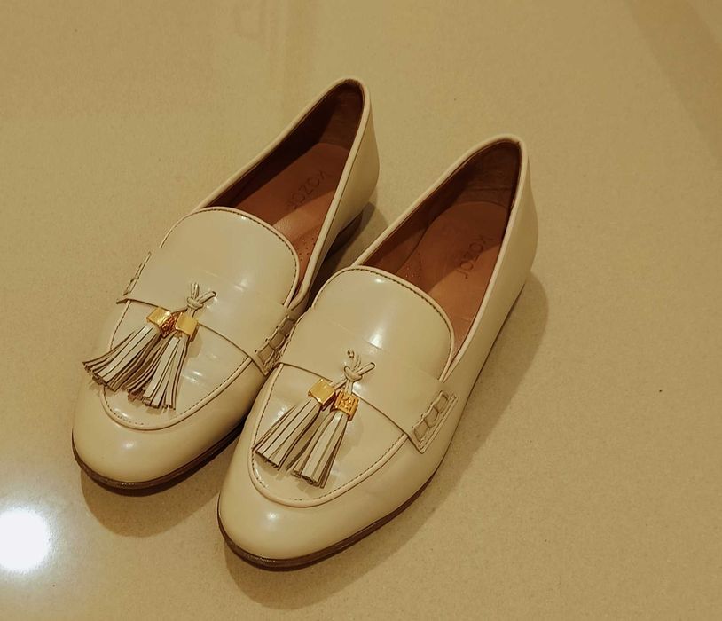 Półbuty Kazar skóra naturalna