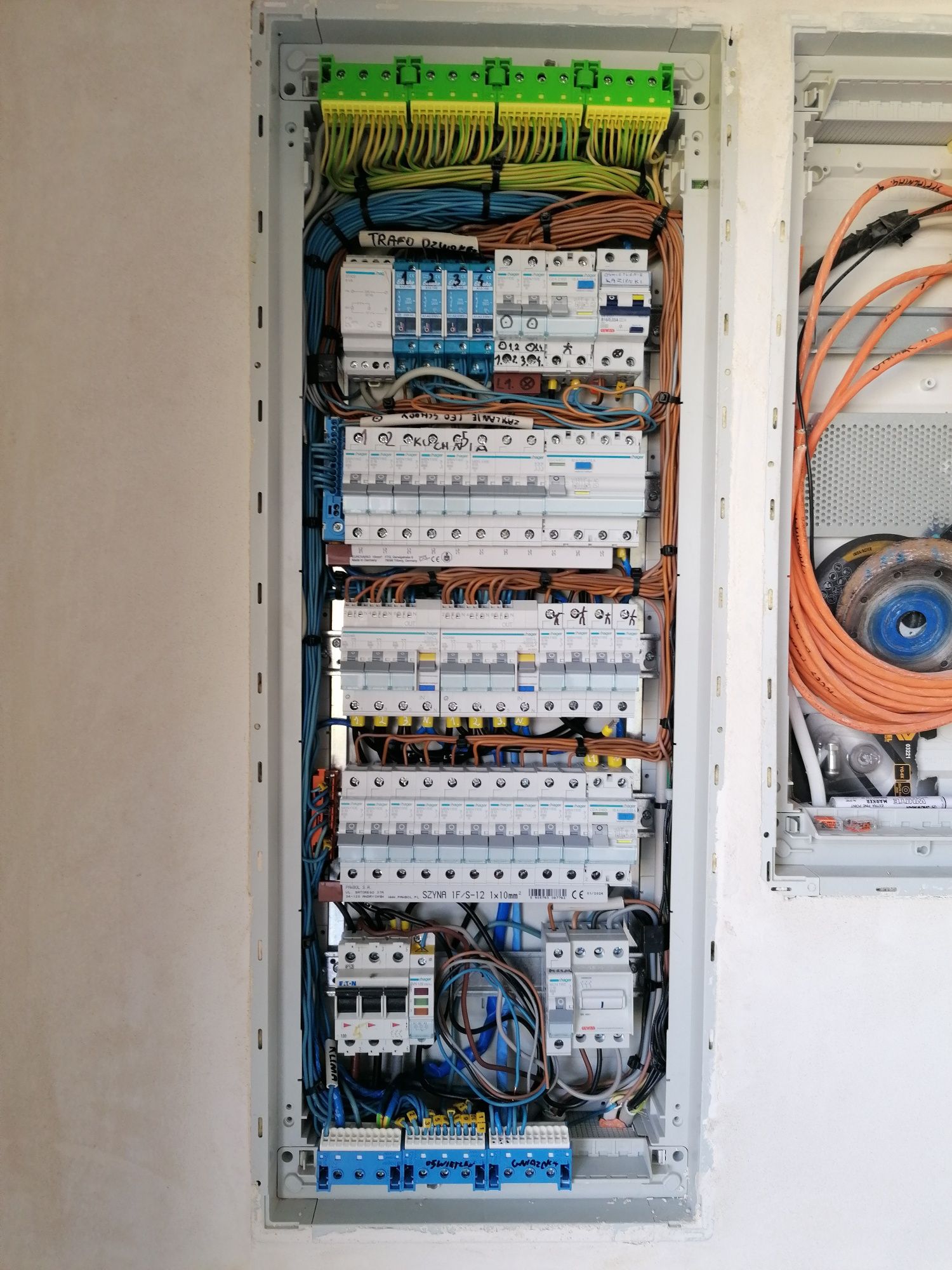 Elektryk,Instalacje elektryczne,usługi Paczków,Otmuchów,Nysa i okolice