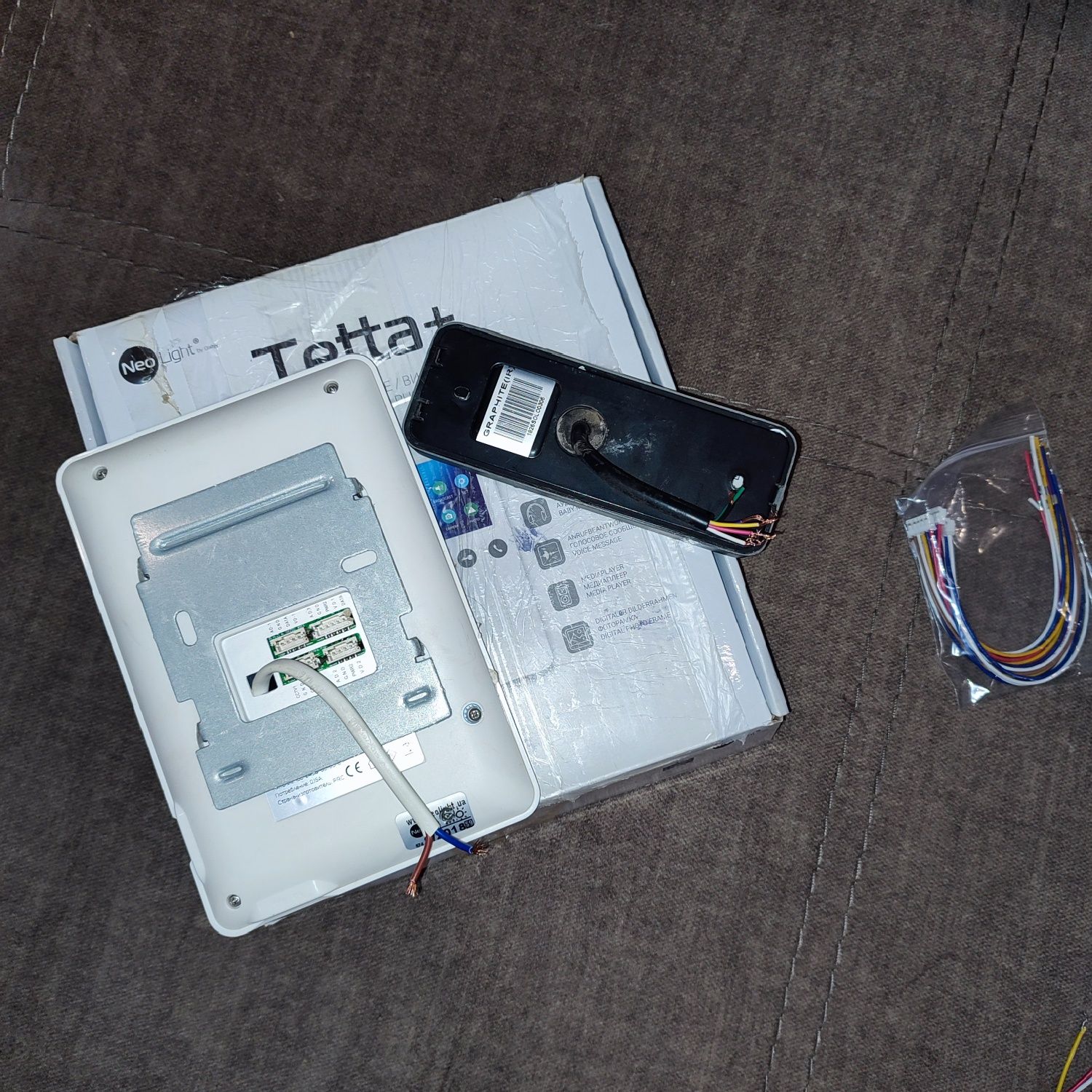 Видеодомофон Neolight TETTA+ и панель Solo FHD