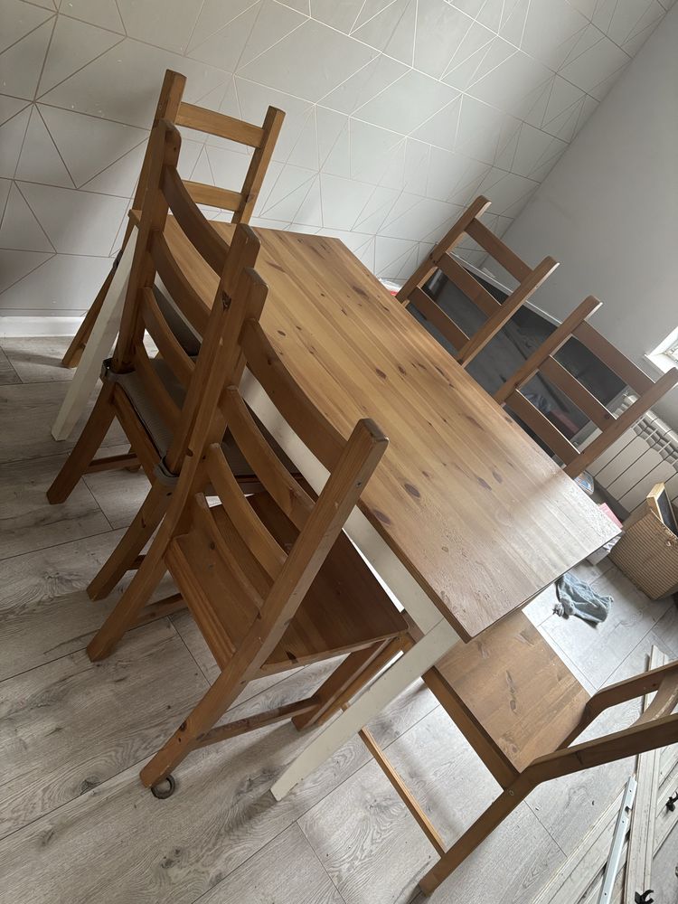 Stół drewniany i 6 krzeseł komplet