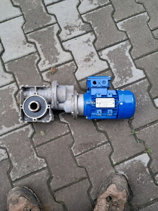 Okazja motoreduktor 0.25kw 5obr