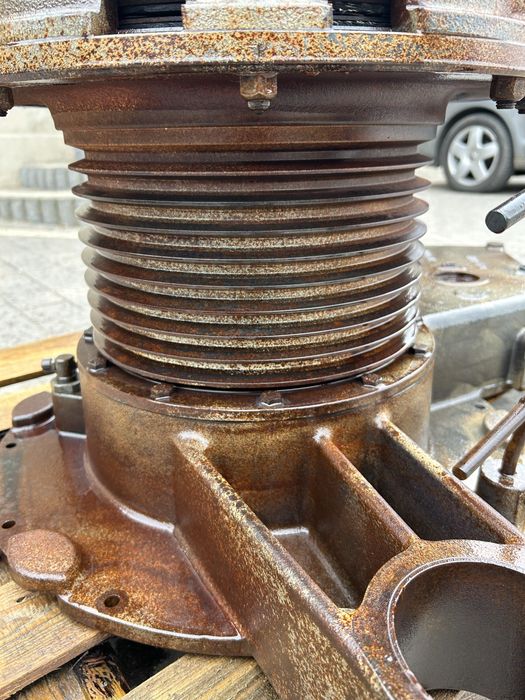 Przekladnia przekładnia skrzynia silnika rodzielajaca CLAAS JAGUAR