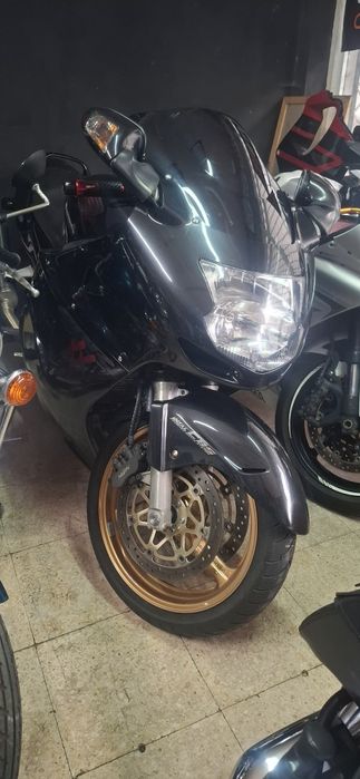 Cbr 1100 xx bom estado