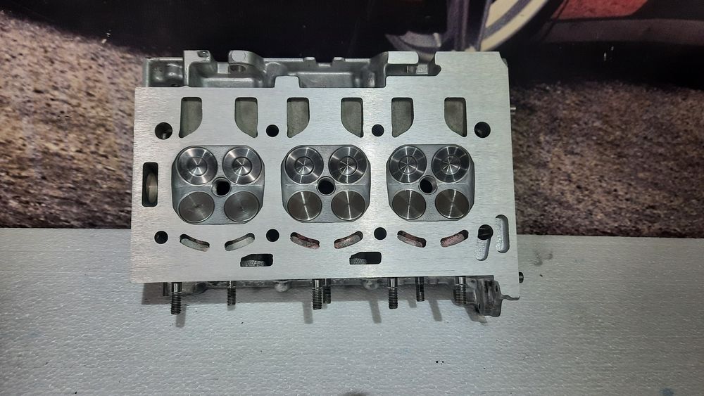 Głowica 1.2 12v z EGR do:Vw Seat Skoda