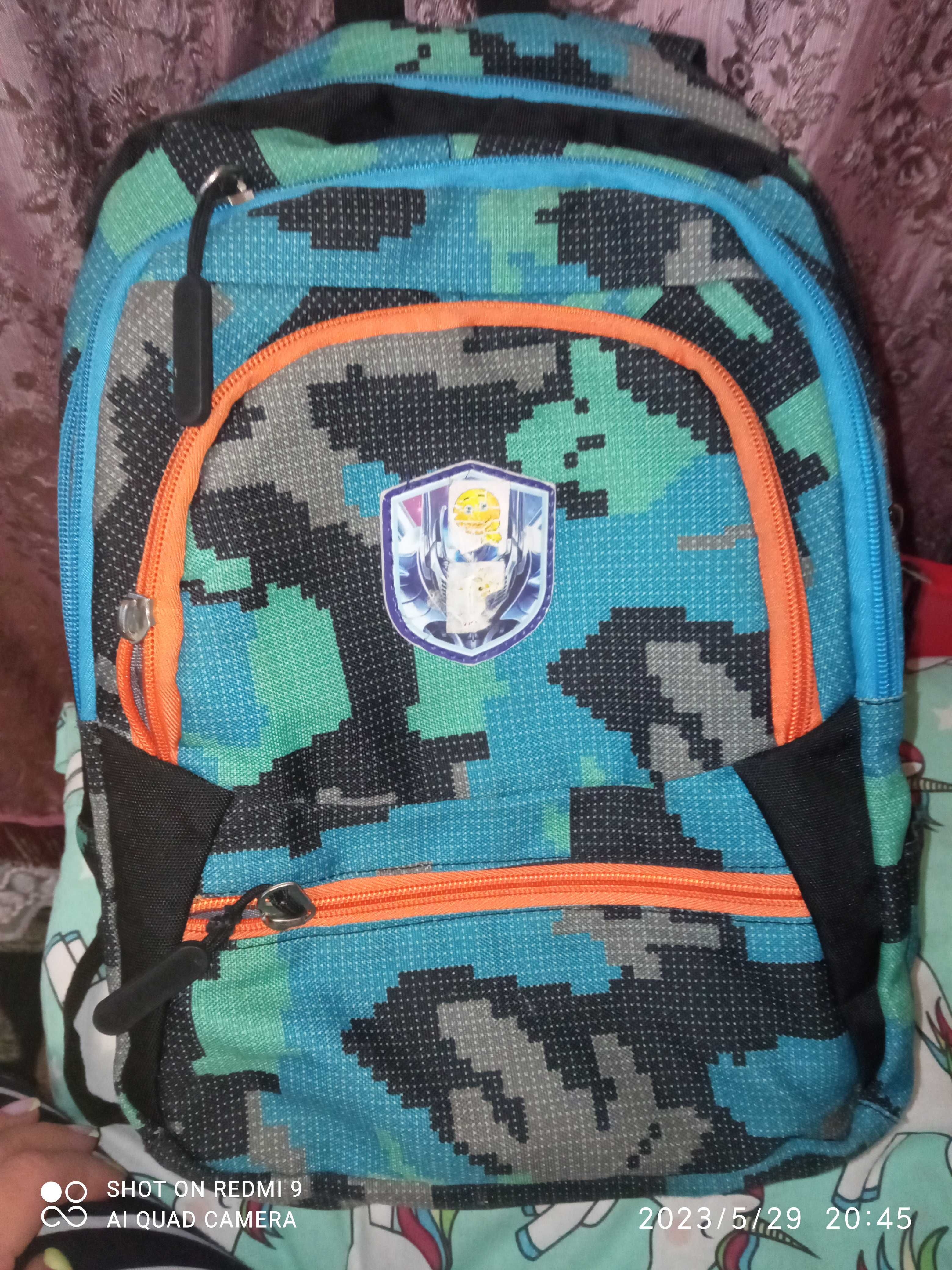 Продам рюкзак для хлопчика в школу