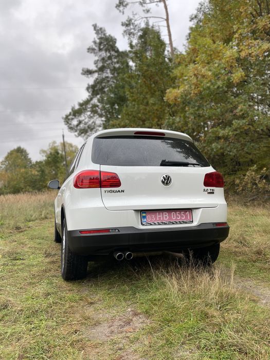 Продам авто фольсваген тігуан 2.0 бензин повний привід