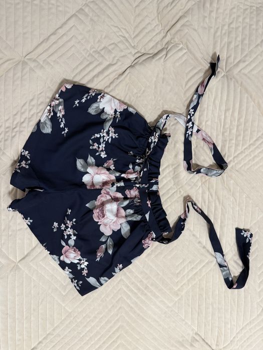 Krótkie spodenki z wysokim stanem