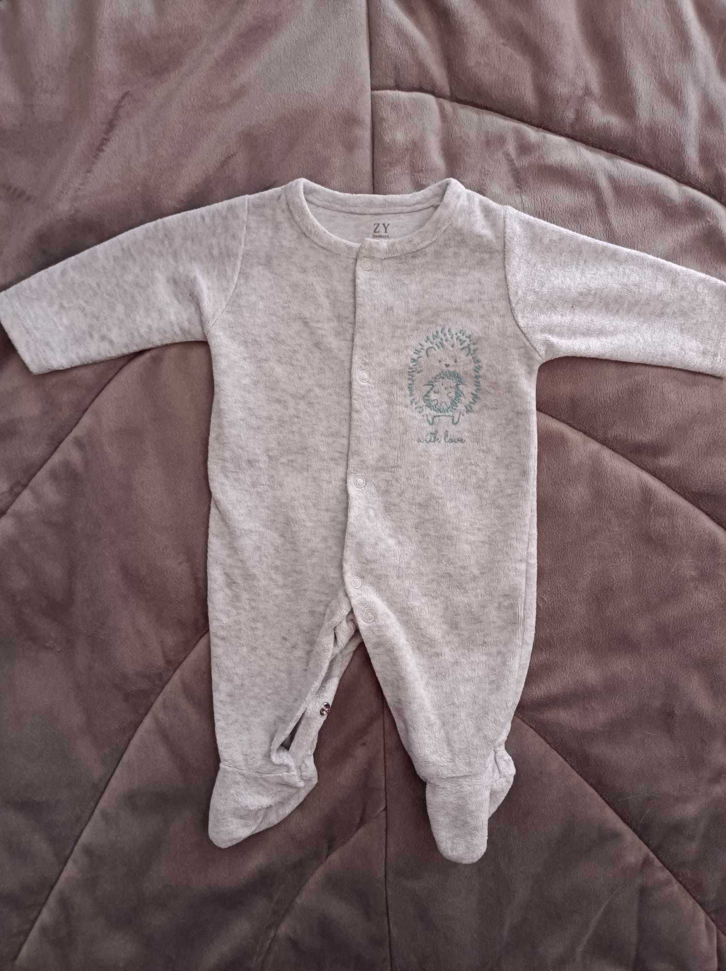 Babygrow Zippy com abertura frontal