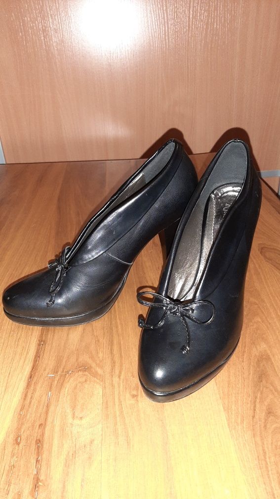 Туфлі жіночі чорні святкові 37розм( 24,7по устілці), туфли женские