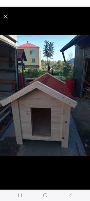 Pergole z ławkami. Stół ogrodowy z ławkami