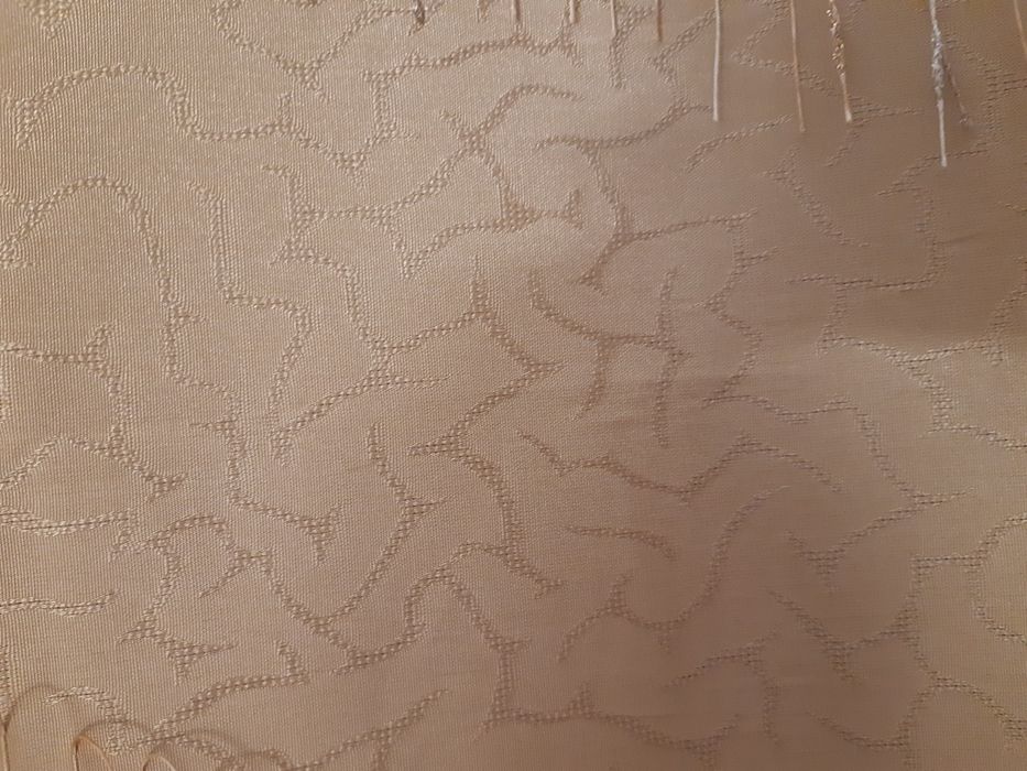 Шёлковые ШТОРЫ -- 2 полотна. Размер 150/280.