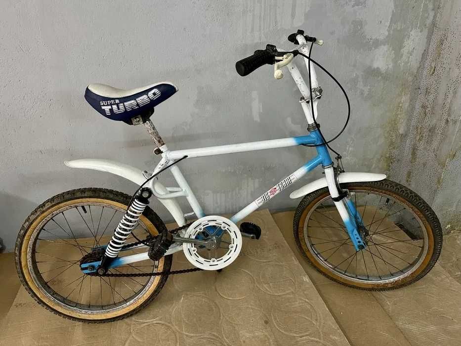 Bicicleta BMX BT - “vintage”