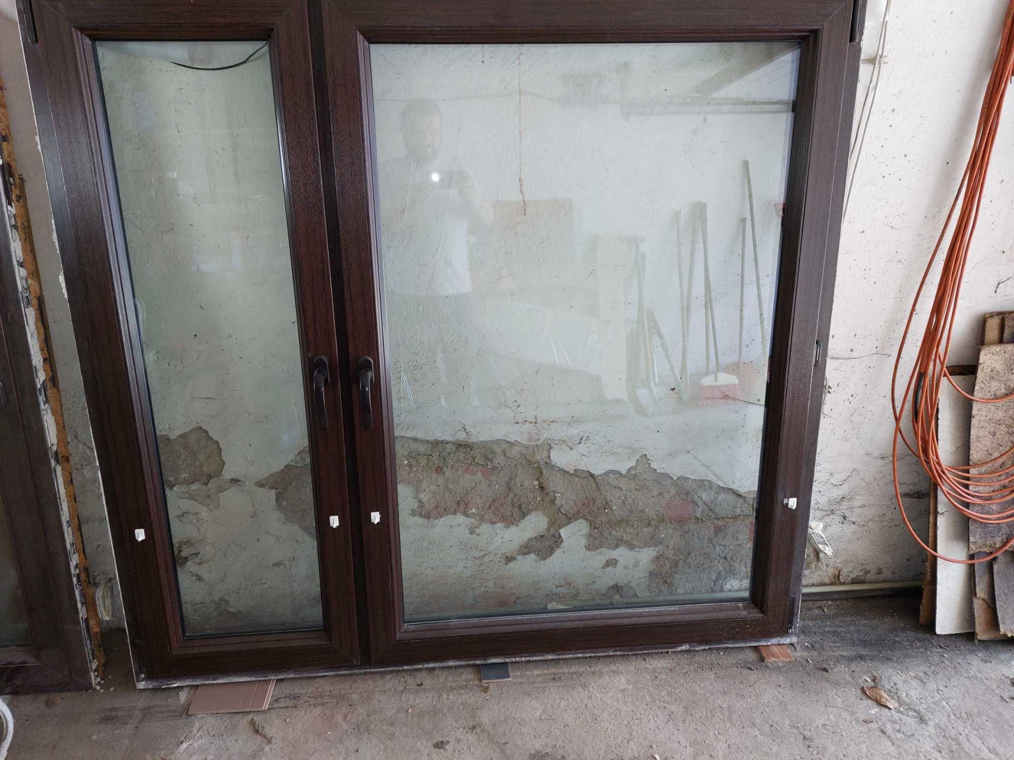 Okno z demontażu 166 x 157 cm.