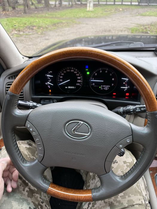 Lexus LX470 рест