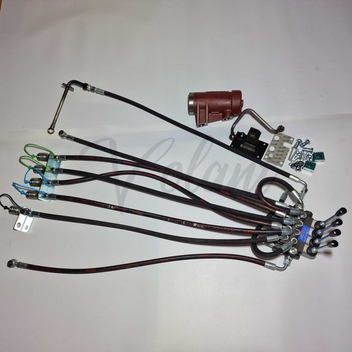 Rozdzielacz 4 Sekcyjny Ursus C-360 Zewnętrzny Do Wywrotu Cylinder