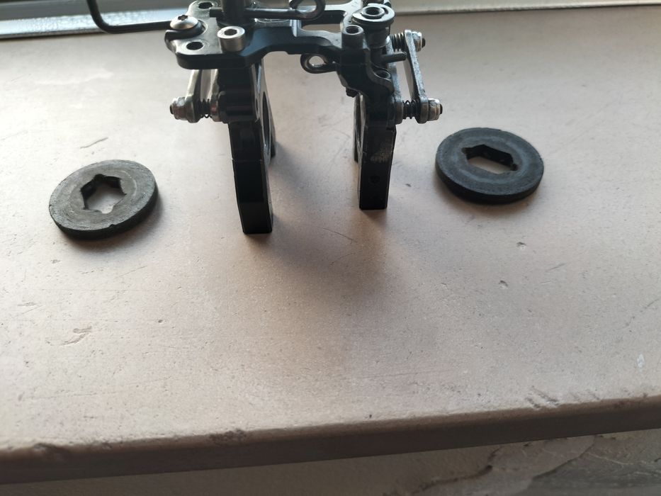 Travagem losi em alumínio CNC . Kyosho hpi Mugen xray Spectrum carson