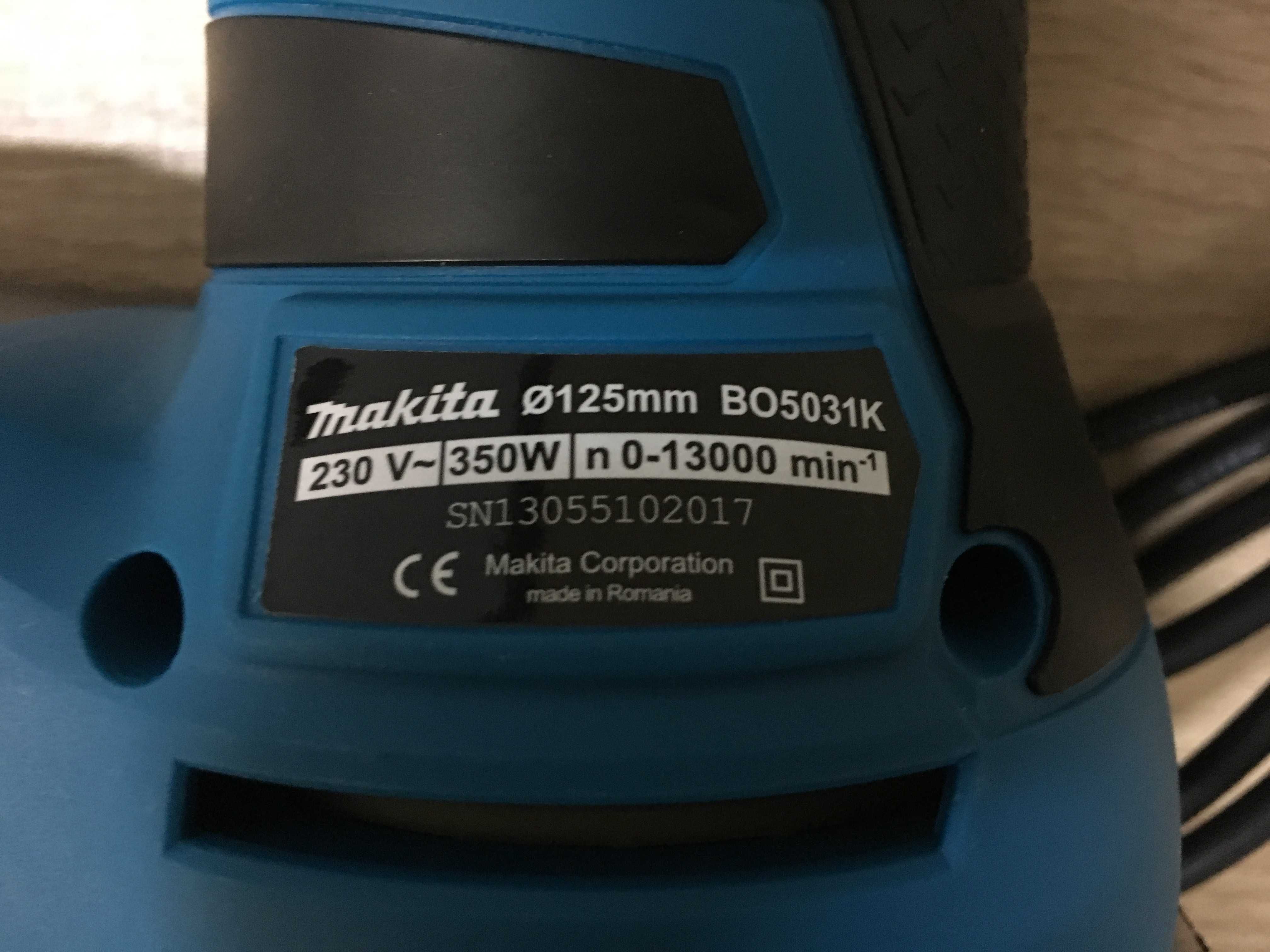Орбітальна шліфмашина Makita BO5031K (Румунія, ексцентрикова)
