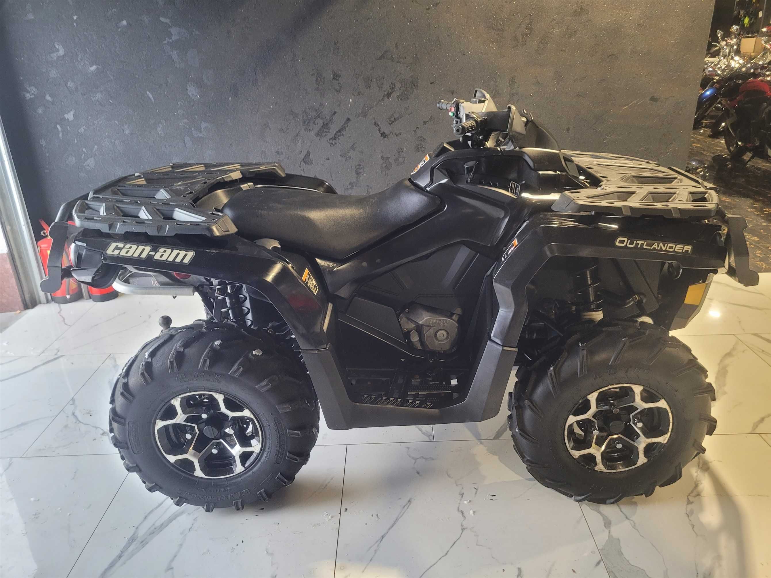 CAN AM OUTLANDER 800 G2 raty transport gwarancja idealny !