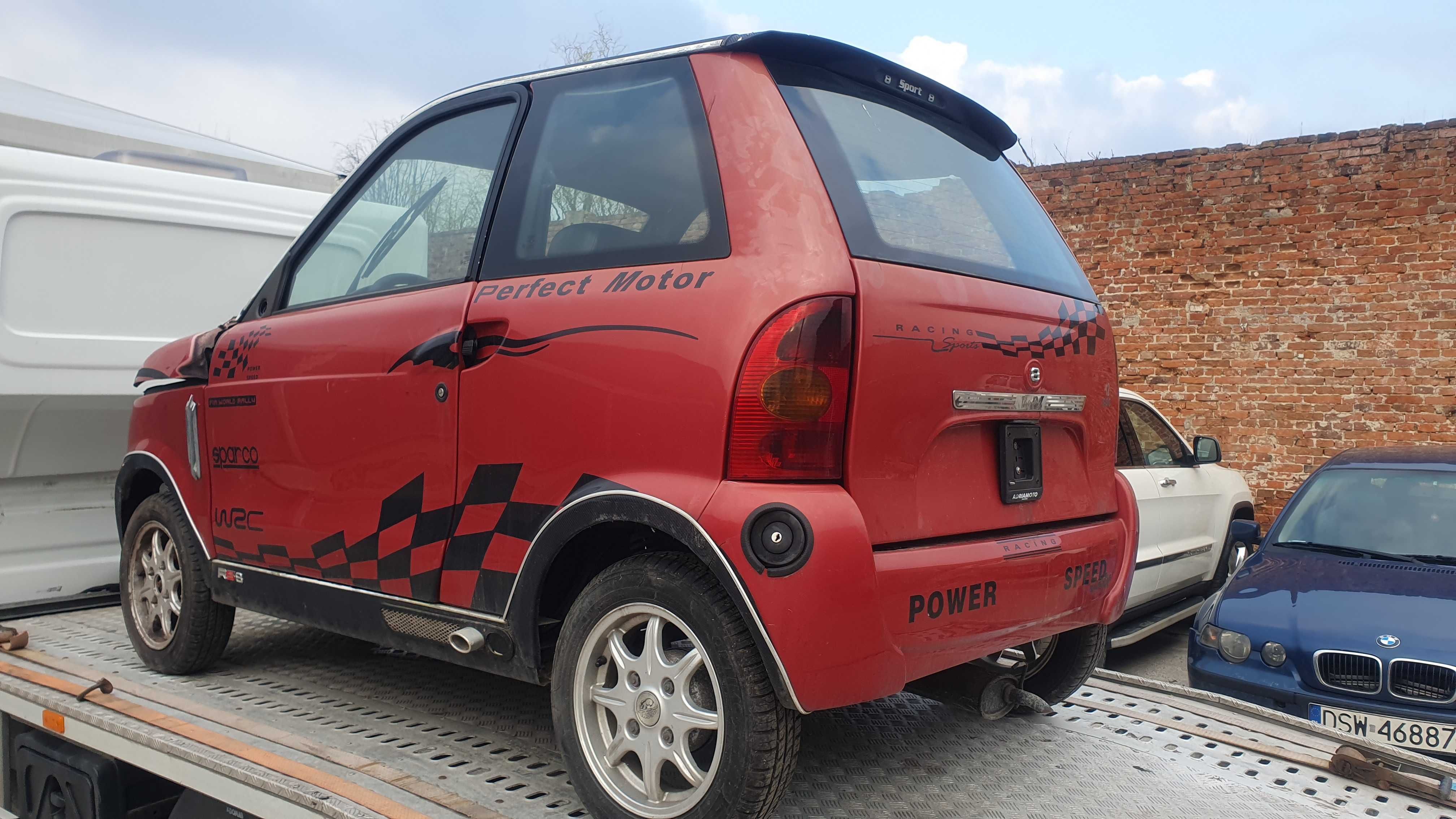 Italcar Greclav Eke, bez prawa jazdy, uszkodzony, Microcar