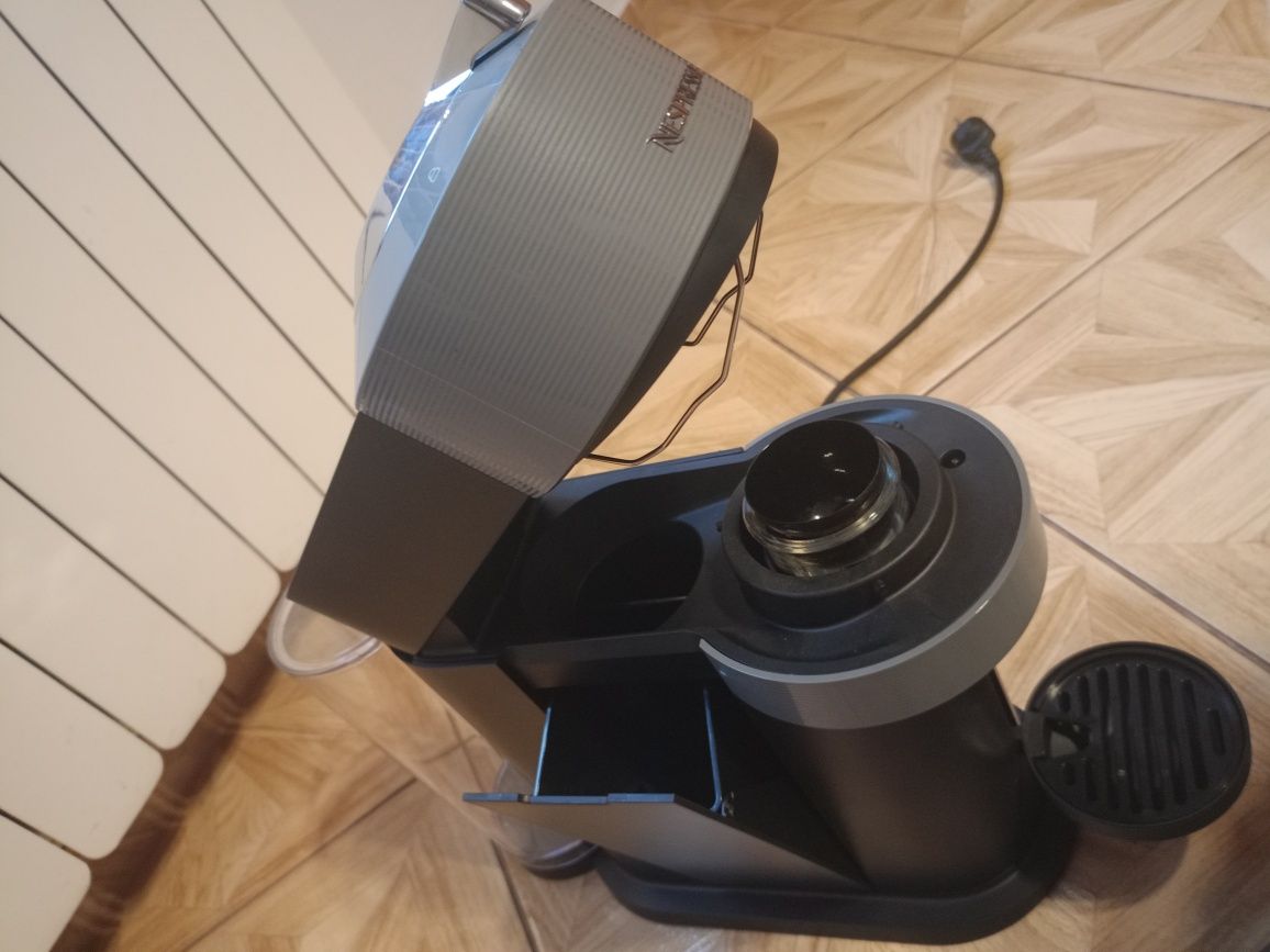 Express Kapsułkowy Nespresso Megamix